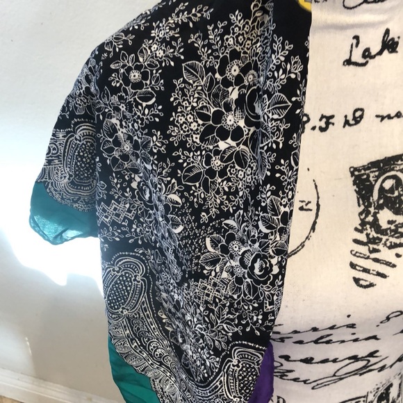 Floral multicolor scarf/bandanna - Picture 2 of 4